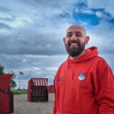 Karam Karquats im Strand-Einsatz mit dem Team der DLRG Castrop-Rauxel.