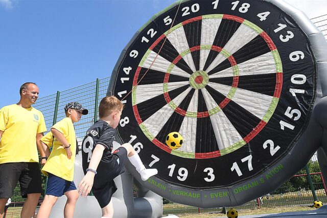 Bei den JVA-Fußball-Landesmeisterschaften war am vergangenen Samstag (28. Juni) am Sportplatz Recklinghausener Straße in Castrop-Rauxel einiges los.