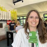 WZ-Redakteurin Lara Teschers berichtet live vom Weltrekordversuch in der Gesamtschule in Waltrop.