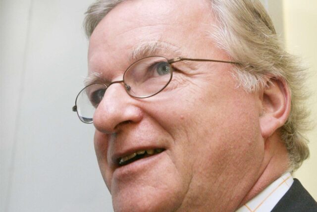 Ex-BVB-Präsident und Thriller-Autor Gerd Niebaum