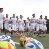 A-Kreisligist Teutonia SuS Waltrop hat die Vorbereitung auf die neue Saison gestartet. Trainer Tim Braun konnte fast alle Spieler des Kaders begrüßen zum Aufgalopp im SpoNo..