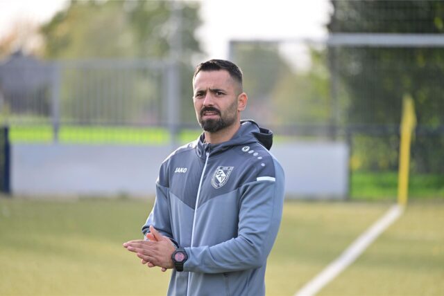 Lockerer Auftakt, aber spätestens nach der Stadtmeisterschaft geht es zur Sache: Trainer Deniz Uzunali will mit dem Sickingmühler SV in der kommenden Saison angreifen.