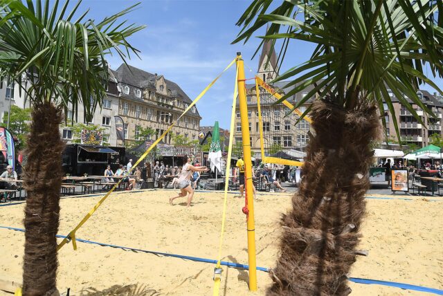 „Castrop karibisch“ findet 2025 zum dritten Mal statt. Das Street Food & Beach Festival erwartet vom 18. bis 20. Juli die Besucher auf dem Marktplatz.