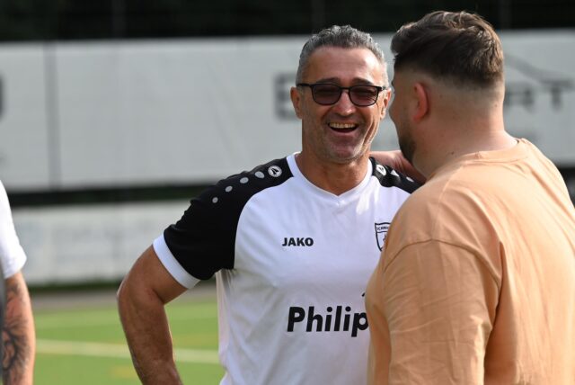 SWM-Trainer Yücel Özdemir und seinem Co-Trainer Tobias Guse ist noch ein echter Transfercoup gelungen.