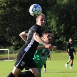 Heute an zwei Schauplätzen gefordert: David Sdzuy und der FC Marl – hier bei der Vorrunde im Katzenbusch.