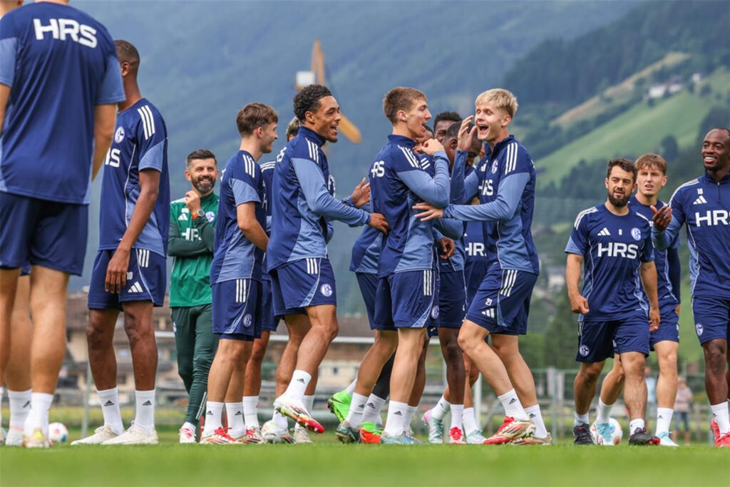 Vorbereitung, Sommertrainingslager des FC Schalke 04 in Neustift im Stubaital