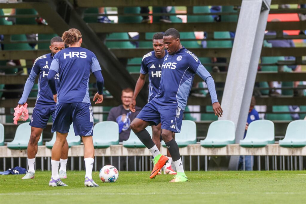 Vorbereitung, Sommertrainingslager des FC Schalke 04 in Neustift im Stubaital