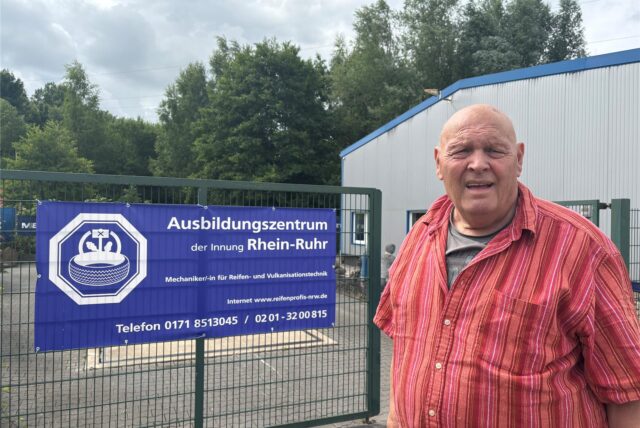 Horst Kornetka ist Obermeister bei der Innung Rhein-Ruhr. Er ist zuständig für das Ausbildungszentrum für das Vulkaniseur- und Reifenmechaniker-Handwerk an der Maria-von-Linden-Straße in Recklinghausen.