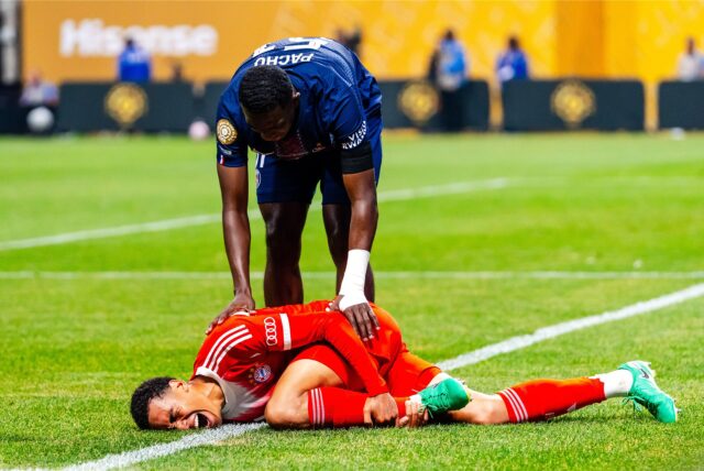 Jamal Musiala verletze sich Halbfinale der Klub-WM gegen Paris-Saint-German schwer. Seine Verletzung sah auch Trainer vom VfV Habinghorst. Patrick Stich war derjenige, der bei den Bildern 15-Jahre zurückversetzt wurde, zu seiner Identischen Verletzung