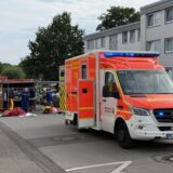 Einsatzkräfte der Feuerwehr Recklinghausen bei einem ABC-Einsatz an der Rügenstraße