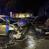 Bei einem Unfall in Dorsten wurden zwei Autos in der Nacht zu Mittwoch schwer beschädigt.