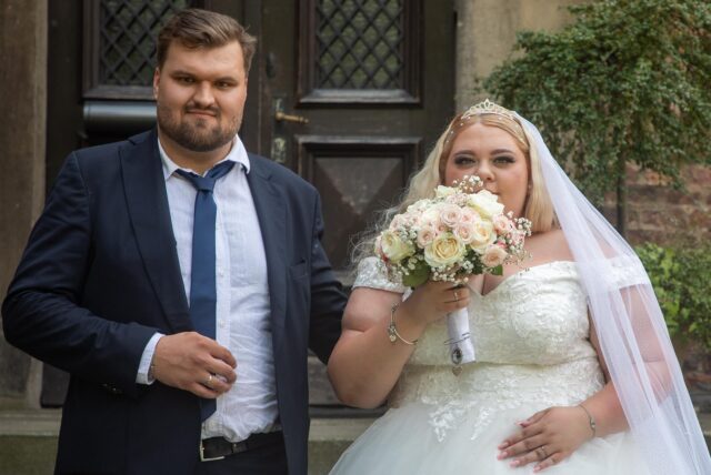 Marie (geborene Mücke) und Patrick Auksoris haben auf Schloss Bladenhorst geheiratet.